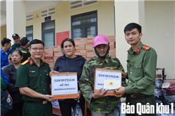 Bộ CHQS tỉnh Bắc Ninh thăm, tặng quà hỗ trợ nhân dân tỉnh Gia Lai